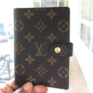 Louis Vuitton Agenda PM